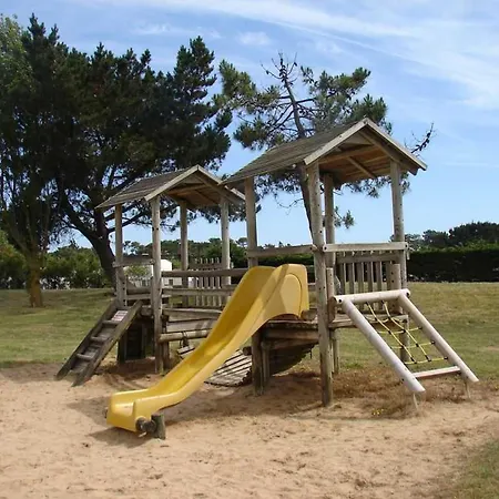 Maison Renovee Avec Piscine Chauffee, Tennis Et Parking A 100m Des Commerces - Fr-1-231-330 Holiday home Bretignolles-sur-Mer