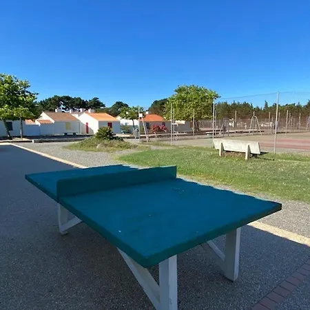 Maison Renovee Avec Piscine Chauffee, Tennis Et Parking A 100m Des Commerces - Fr-1-231-330 펜션 *